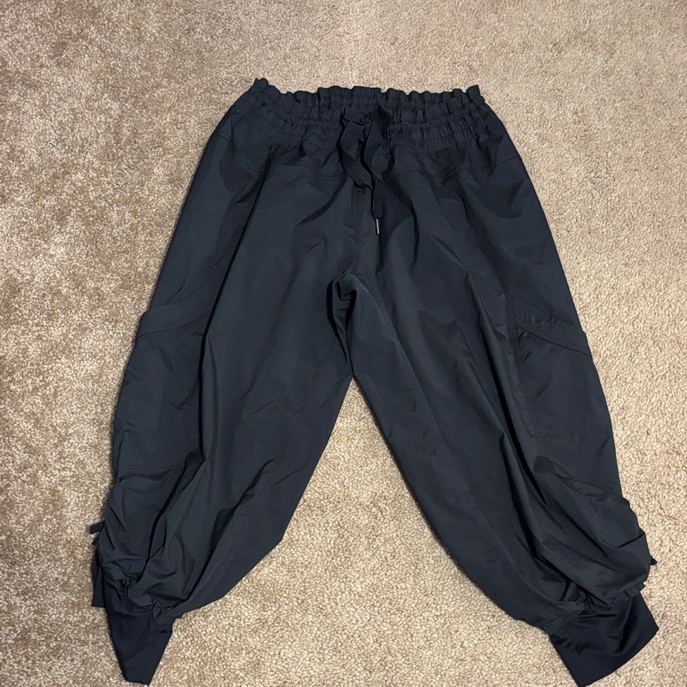 Lululemon Black Elastic Waist parachute  Joggers